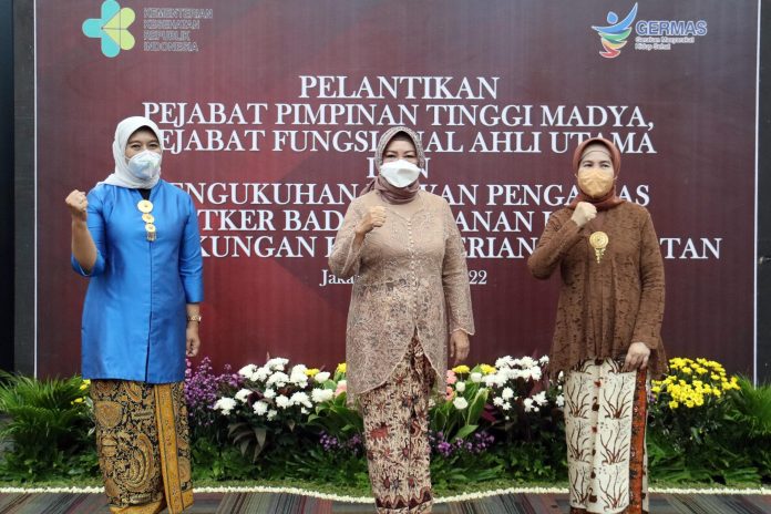 pelantikan dewas1